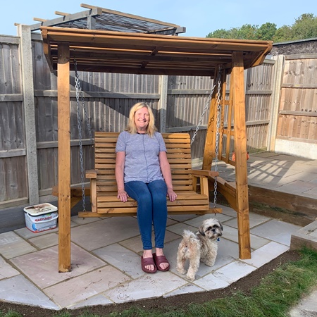 New swing bench